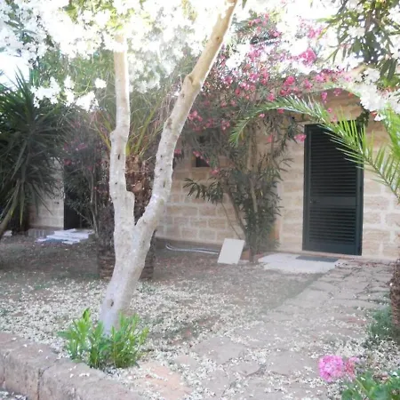 Masseria Isola * Alessano