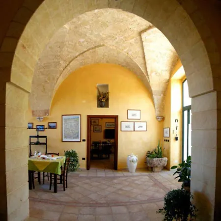 Masseria Isola Bed & Breakfast